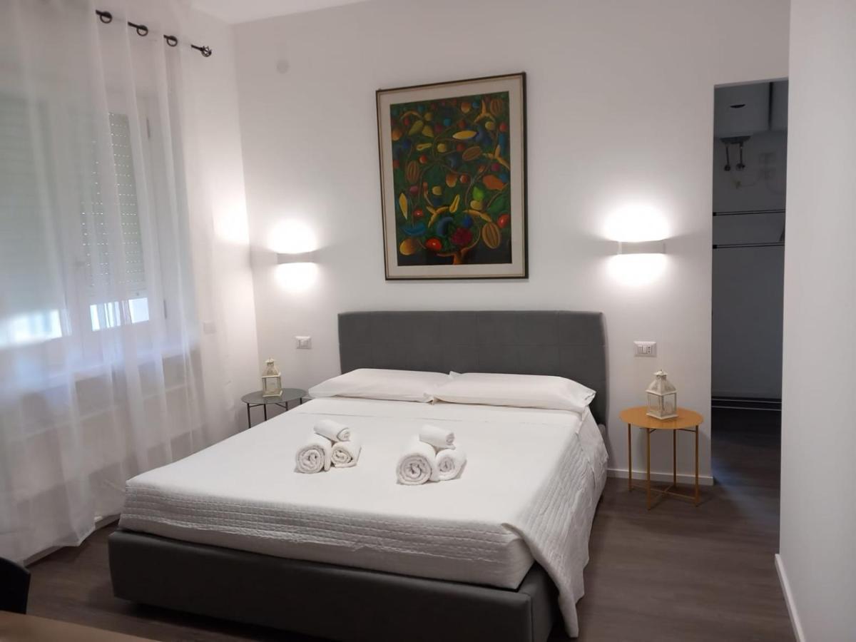 Dante 134 Rooms Каляри Екстериор снимка